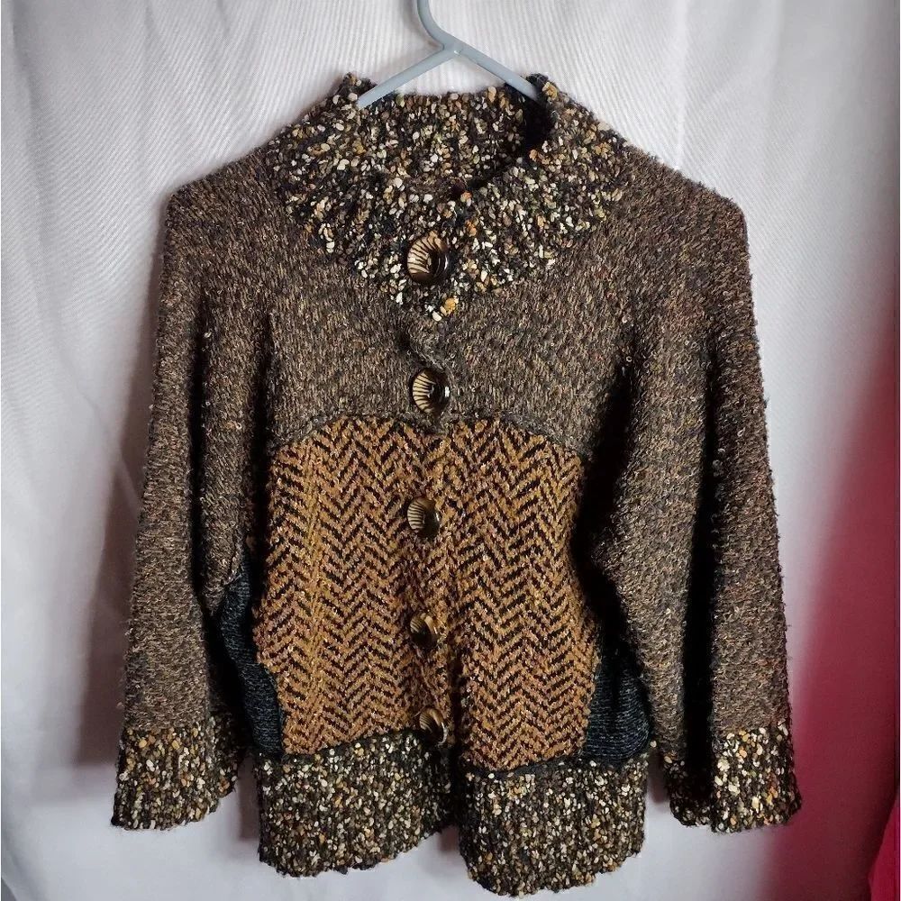 Handmade knit sweater - Picture 1 of 5